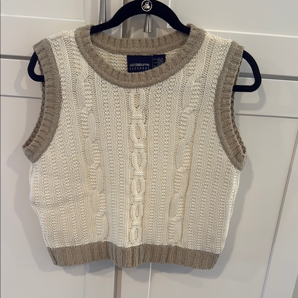 Liz Claiborne Cream and Tan Knit Vest Liz sport large sleeveless college prep